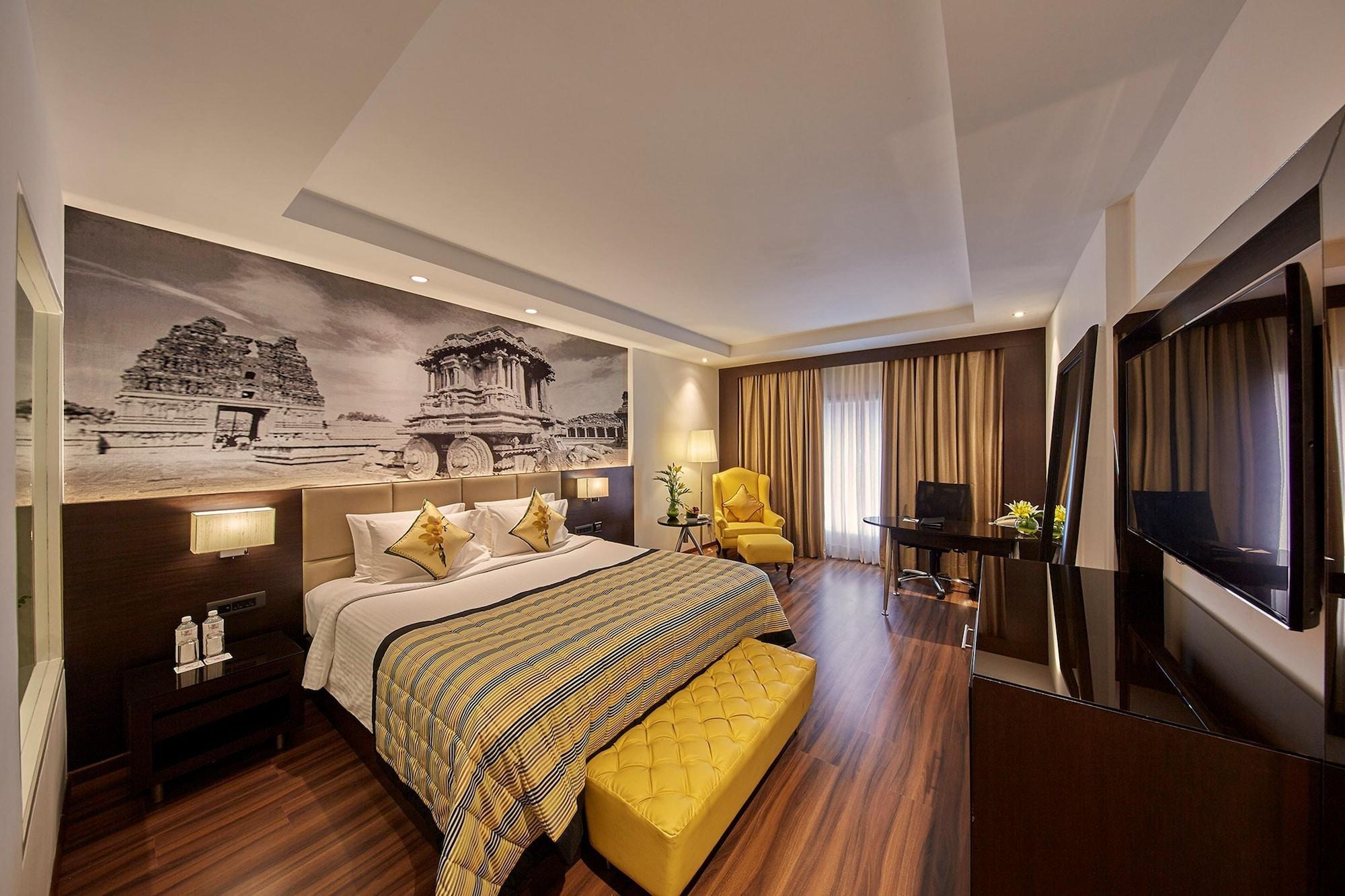 Hotel Royal Orchid Bangalore Exterior foto